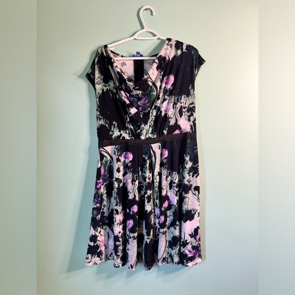 Simply Vera Vera Wang , size large, sleeveless dress, cowl neck. - Picture 1 of 6